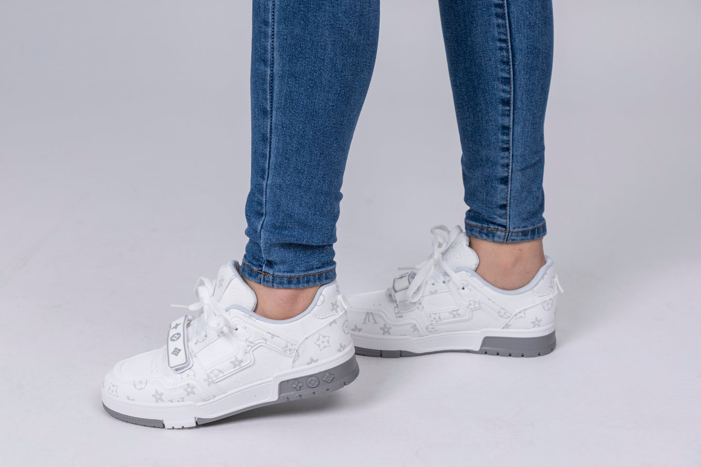 Sport Shoes